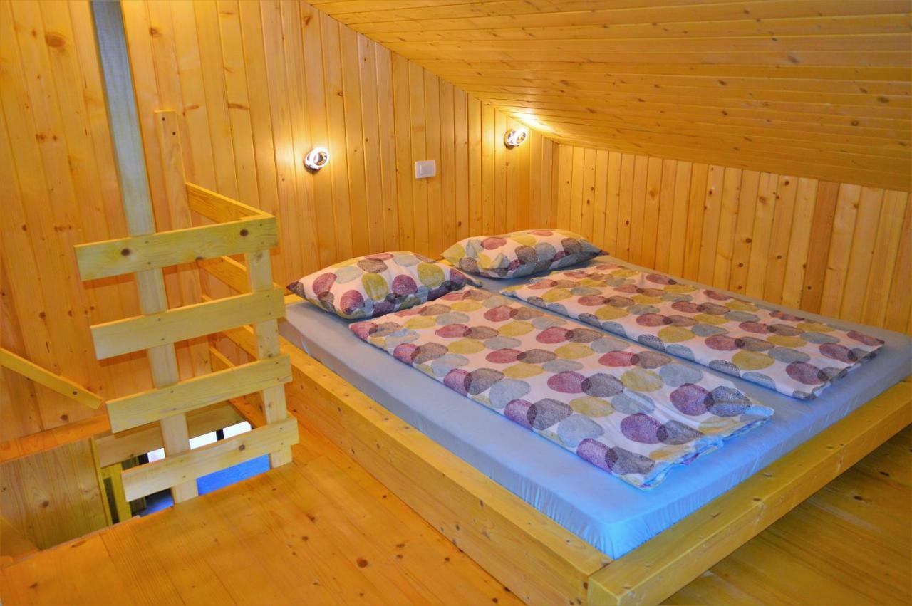 Sleeping With The Bees Kozjak Kobarid Εξωτερικό φωτογραφία
